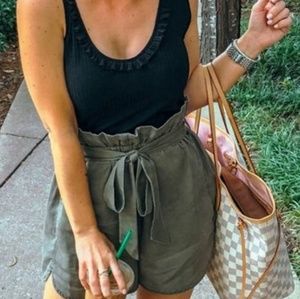 Express, high waist short